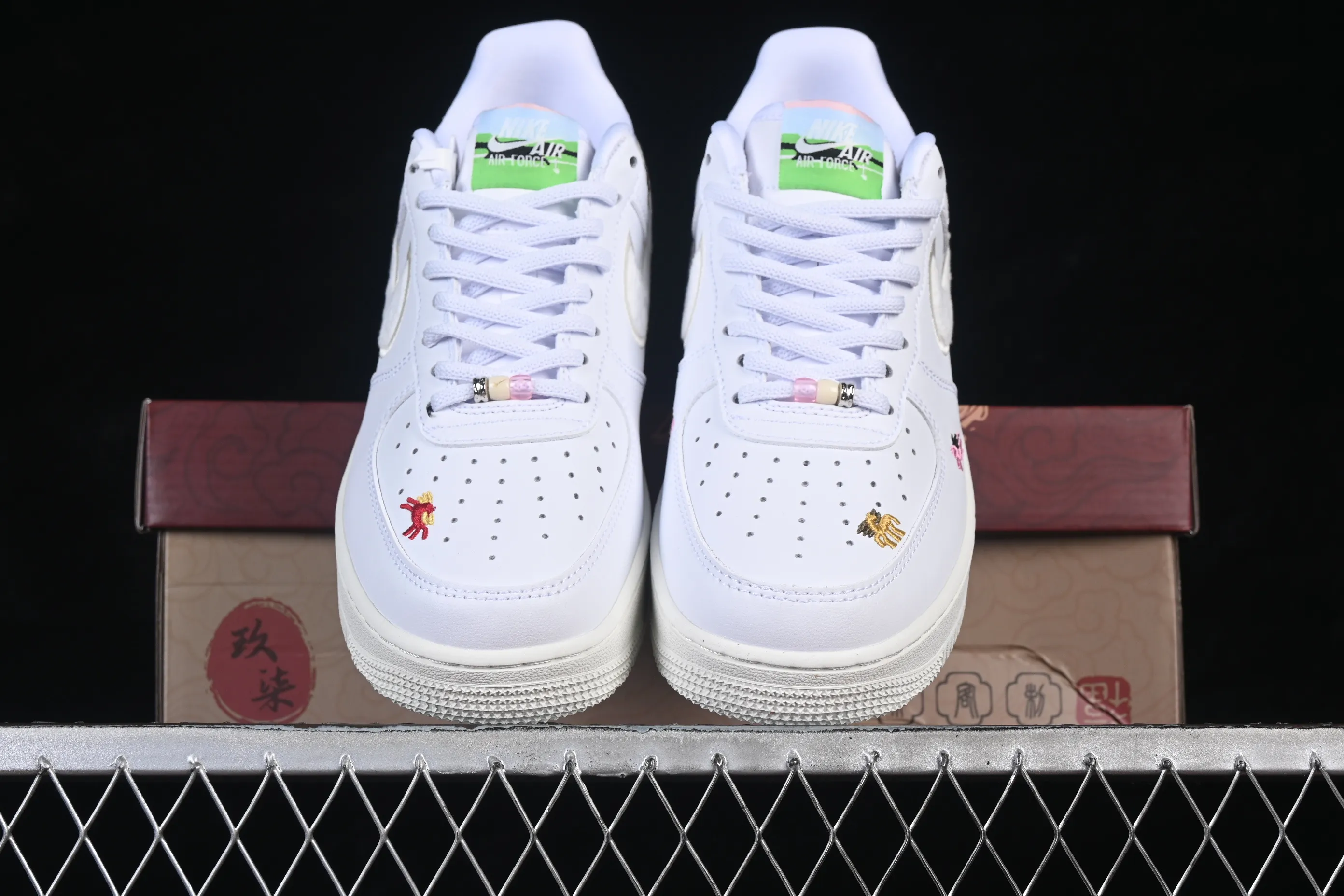 All categories Nk Air Force 1 Air Force series Nk Air Force 1 Low Air Force low-top Nike Air Force 1'07 Low Year of the Horse DIY Air Force 1 low-top casual sneakers IQ1143-100